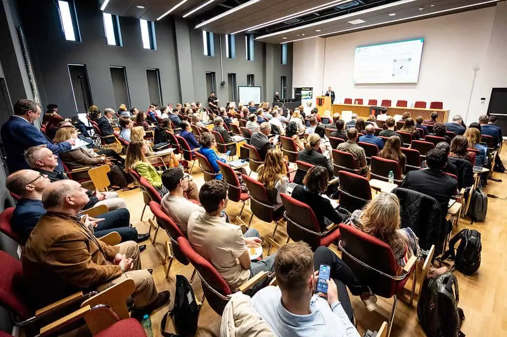 A full conference room during the 2026 Skills (R)Evolution edition in Cluj-Napoca